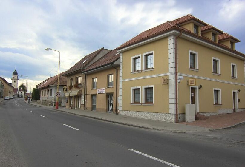 بنسيون Penzión Galéria