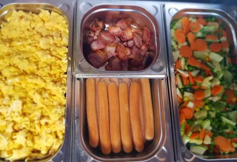 Majatalo Penzión Galéria