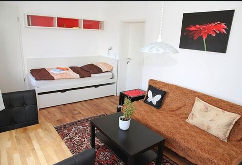 Apartments Reutlinger Strasse