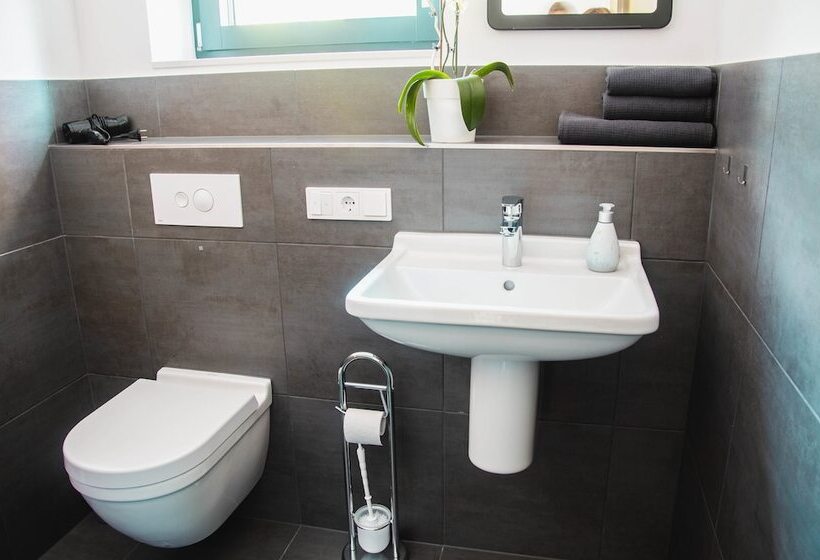 Bikehikesleep Apartments