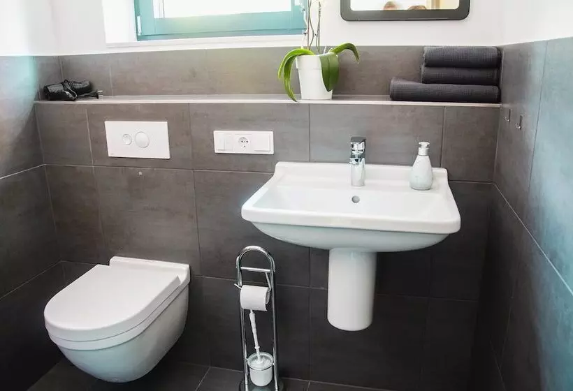 Bikehikesleep Apartments