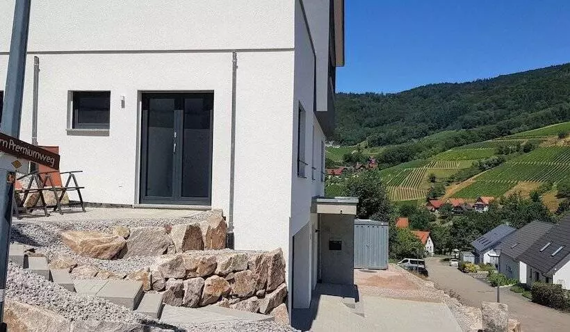 Bikehikesleep Apartments