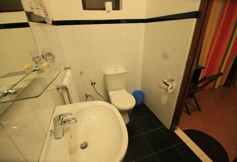 Ocean Waves Casa Paradise