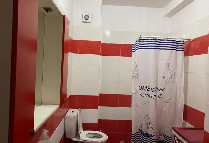 تختخواب و صبحانه Home Sweet Home   Guest House