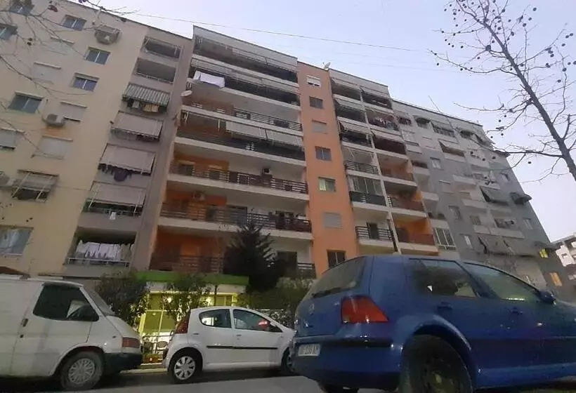 تختخواب و صبحانه Home Sweet Home   Guest House