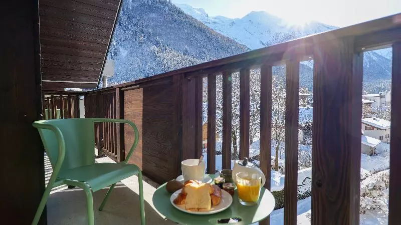 Plan B Hotel   Living Chamonix