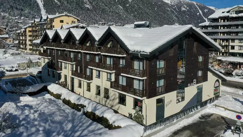 Plan B Hotel   Living Chamonix