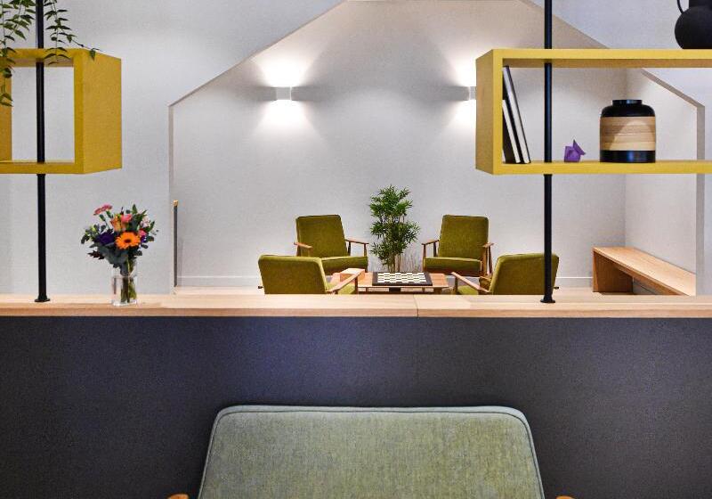 Plan B Hotel   Living Chamonix