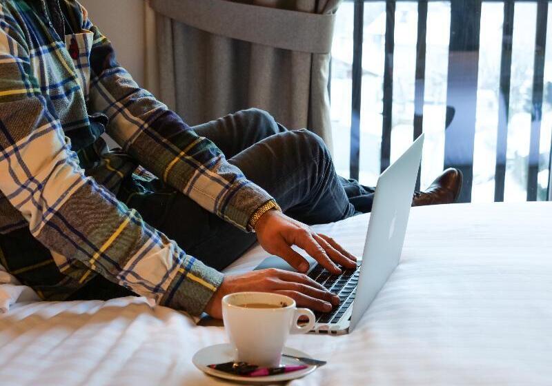 Plan B Hotel   Living Chamonix