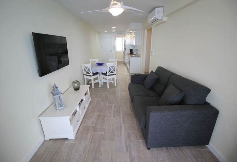 Sea Front Stunning Views