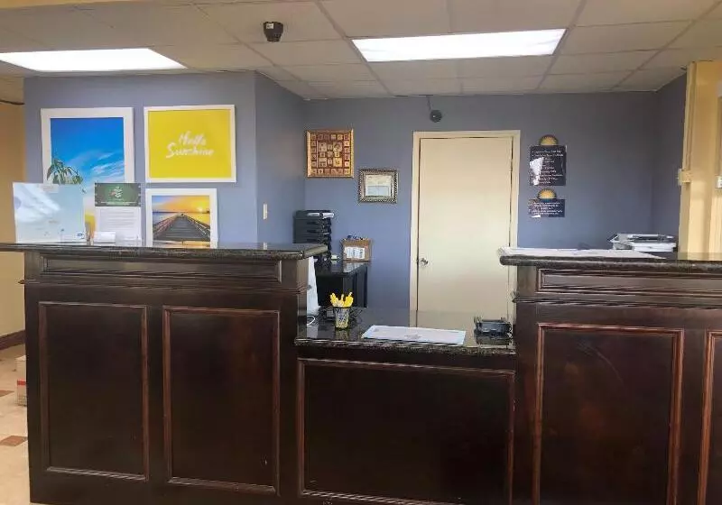 酒店 Days Inn By Wyndham Lake Charles