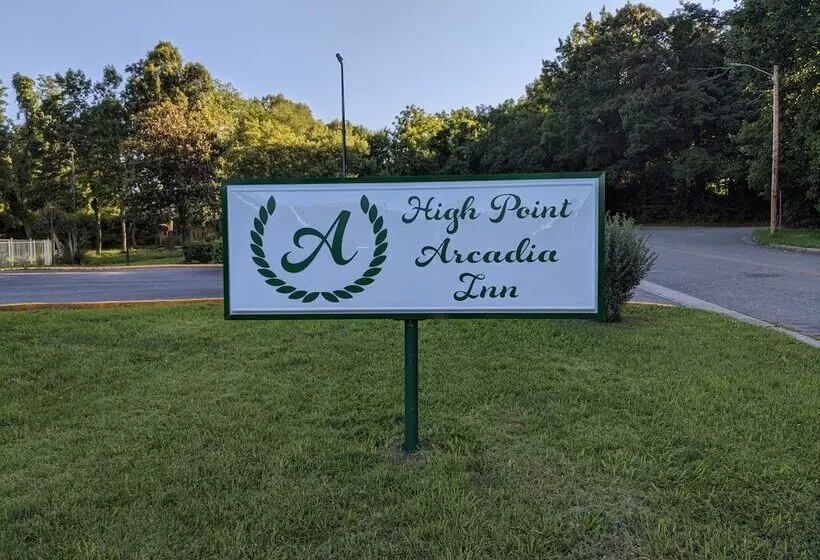 Отель High Point Arcadia Inn