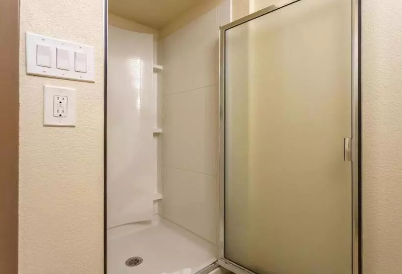 酒店 Riverfront Inn Roseburg