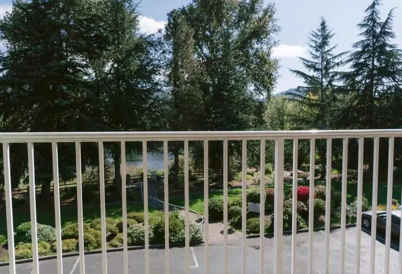 酒店 Riverfront Inn Roseburg