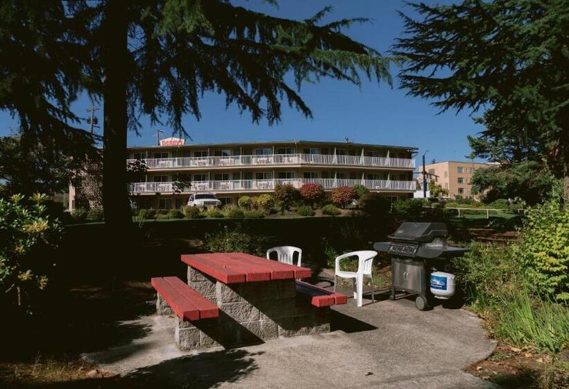 호텔 Riverfront Inn Roseburg