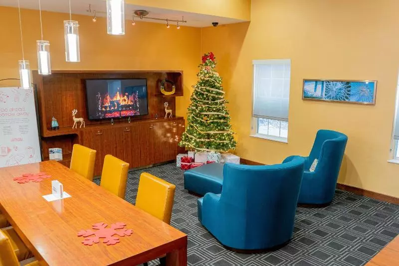 هتل Towneplace Suites Dallas Las Colinas