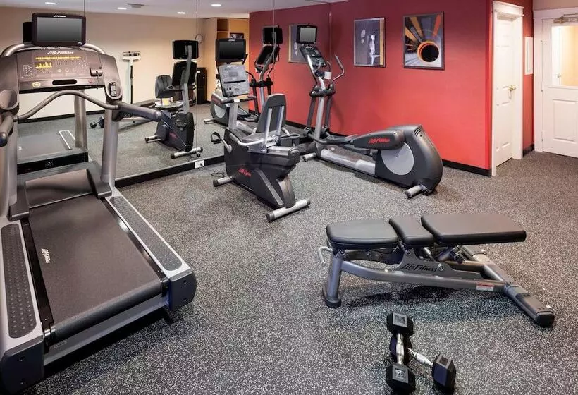 هتل Towneplace Suites Dallas Las Colinas