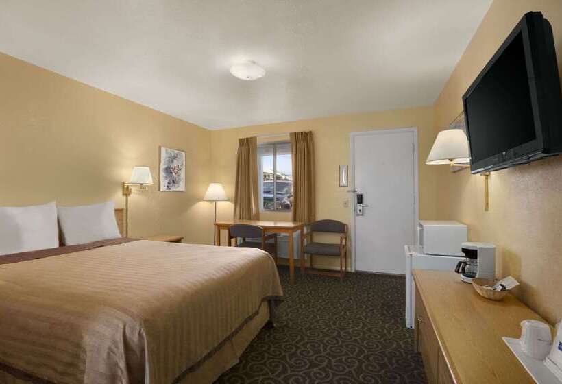 ホテル Travelodge By Wyndham Wenatchee