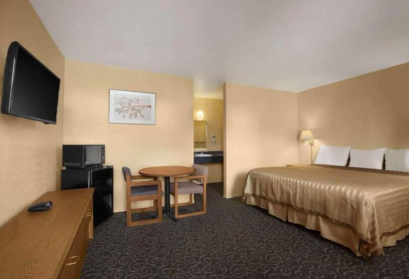 ホテル Travelodge By Wyndham Wenatchee