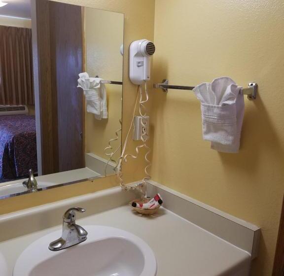 ホテル Travelodge By Wyndham Wenatchee