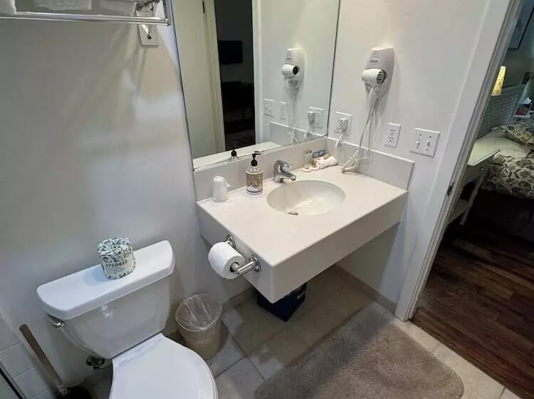 Отель Trinidad Inn