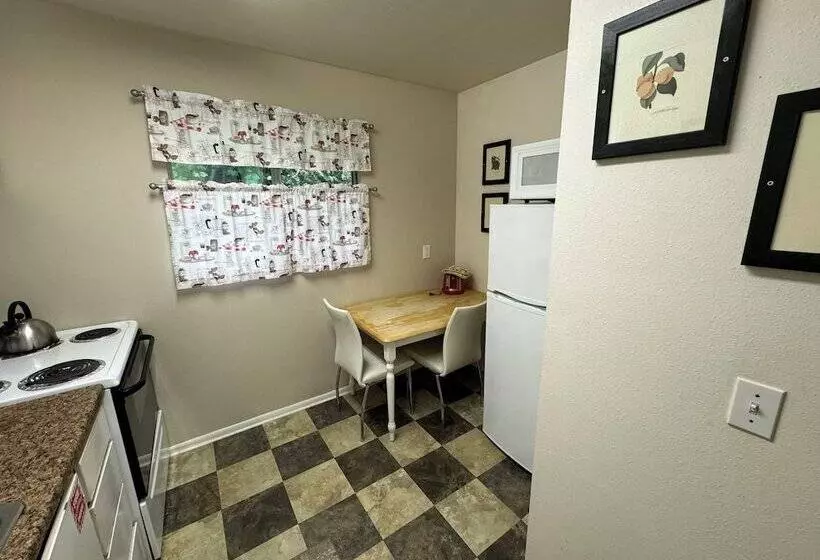 Отель Trinidad Inn