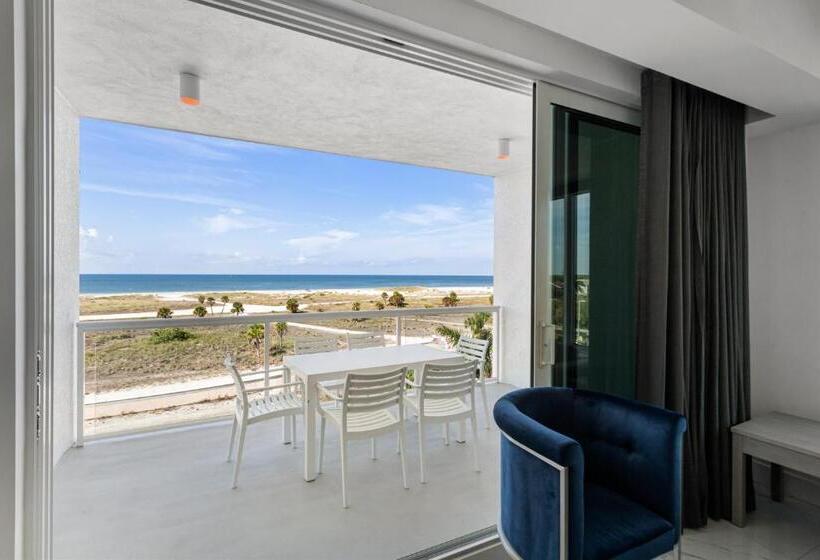 모텔 Ocean Club Treasure Island