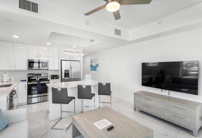 모텔 Ocean Club Treasure Island