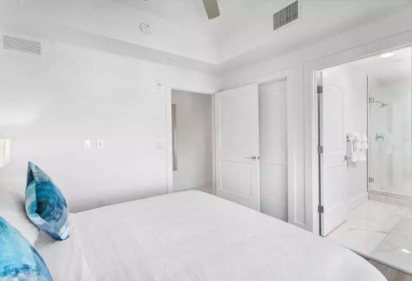 Мотель Ocean Club Treasure Island