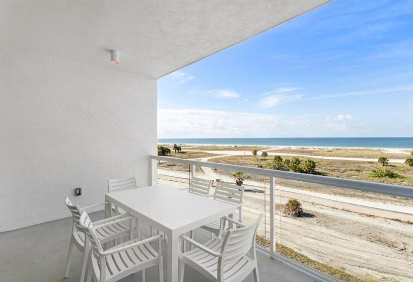 모텔 Ocean Club Treasure Island