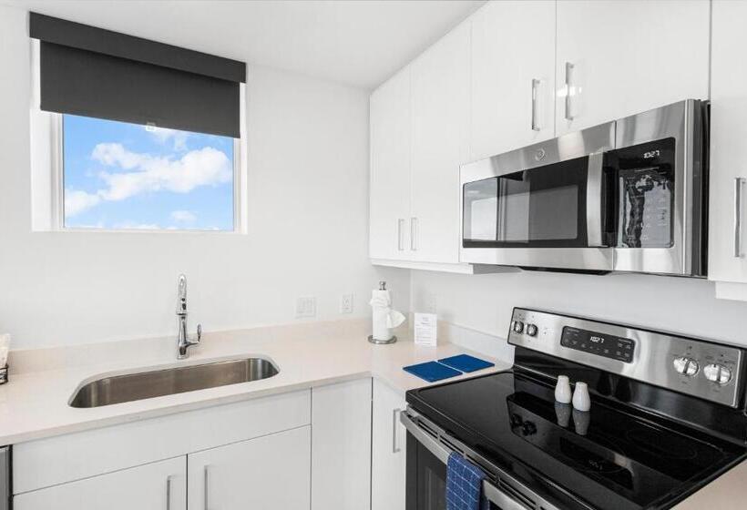 모텔 Ocean Club Treasure Island