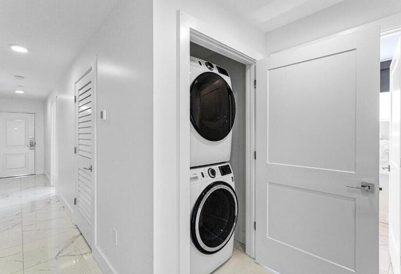 모텔 Ocean Club Treasure Island