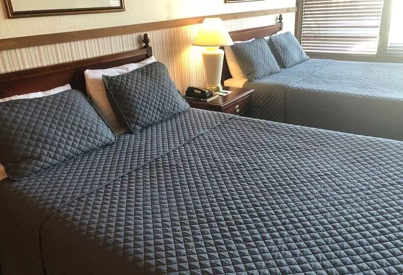 모텔 Timber Lodge Inn