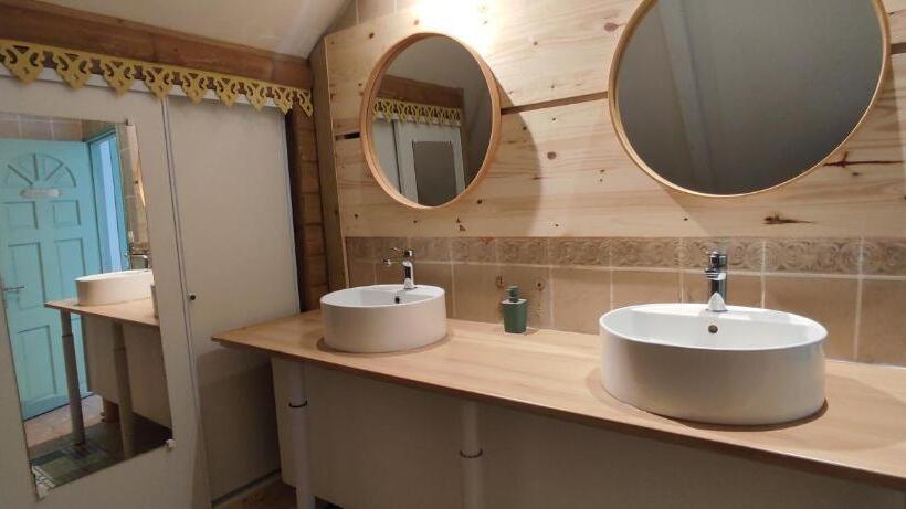 هاستل ô Passage   Kaz Auberge