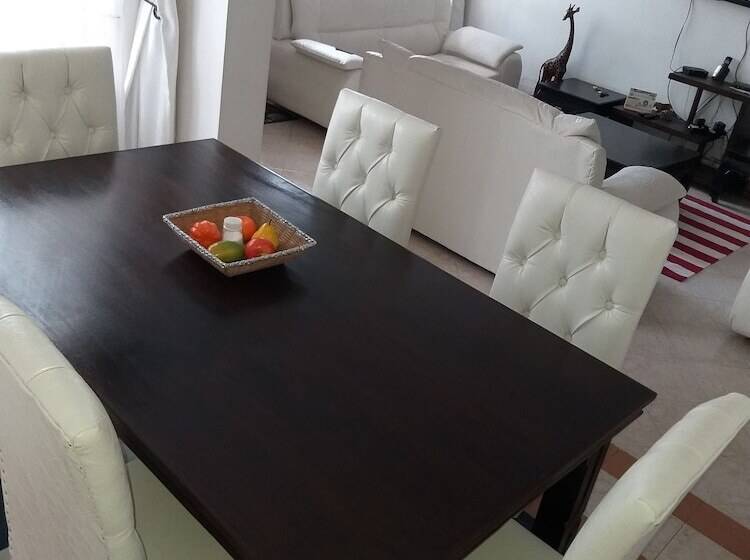 تختخواب و صبحانه Maurica Homes