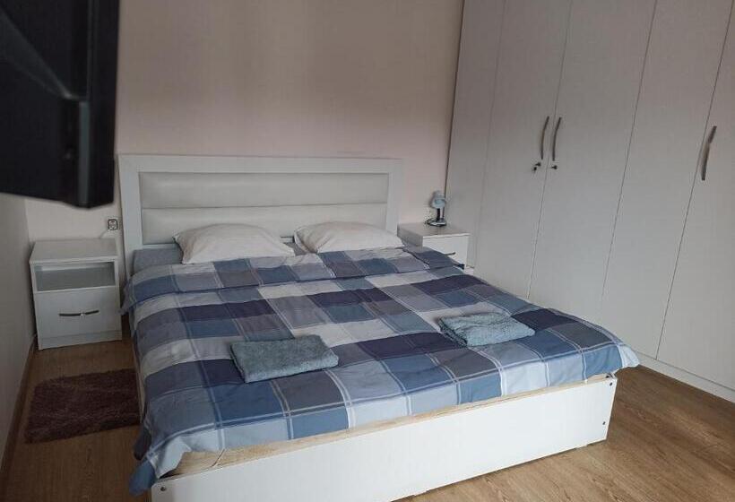 تختخواب و صبحانه Old Town