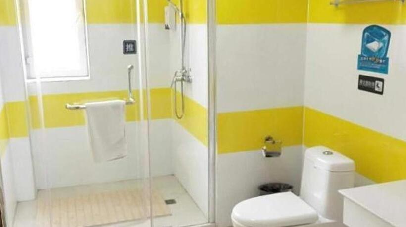 Otel 7 Days Inn Yining Xintiandi