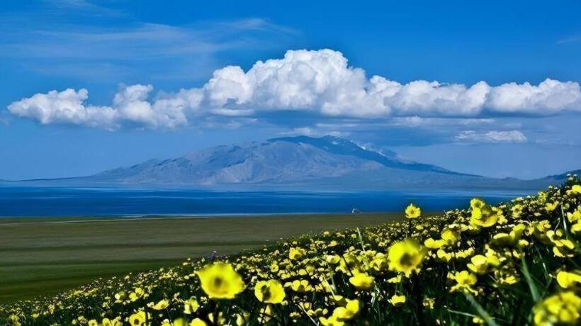 Otel 7 Days Inn Yining Xintiandi