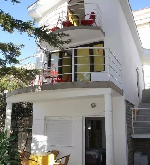 پانسیون Apartments Popović