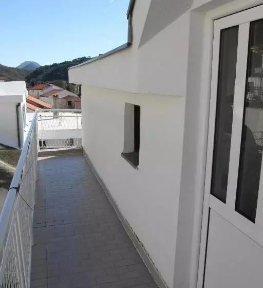 پانسیون Apartments Popović