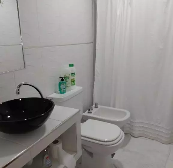 ユースホステル Iconico Jujuy Centro