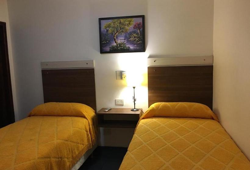 فندق صغير Iconico Jujuy Centro