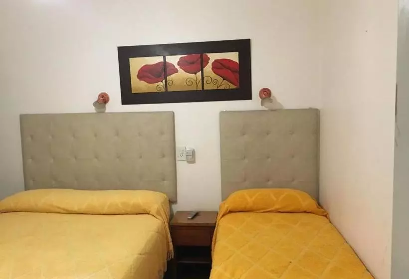 ユースホステル Iconico Jujuy Centro