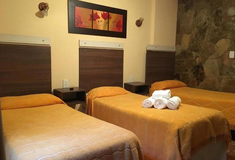 فندق صغير Iconico Jujuy Centro