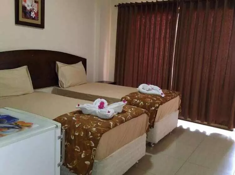 Baraka Al Aqaba Hotel Suites