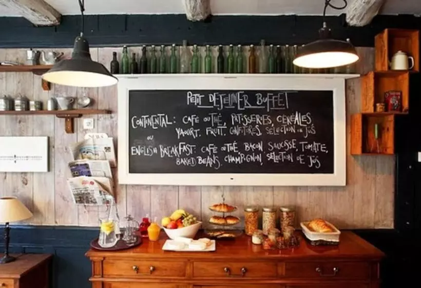 ベッドアンドブレックファースト Chambres Aux Sabots Rouges