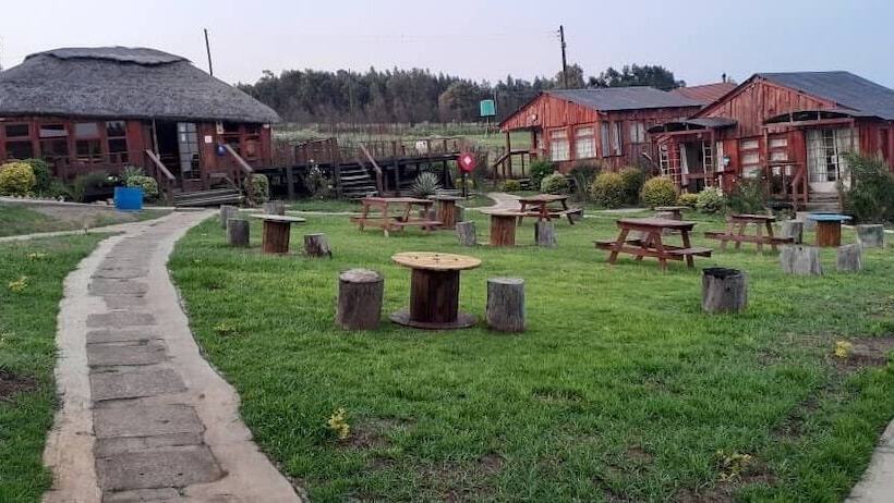 هتل Run N' Fire Garden Court