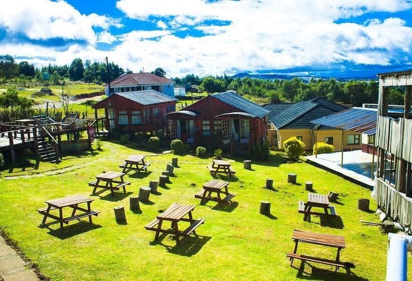 هتل Run N' Fire Garden Court