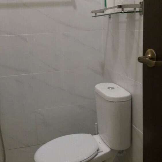 بنسيون Glg Klia Transit House