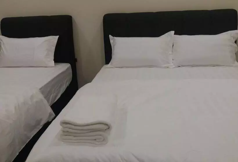 Pension Glg Klia Transit House